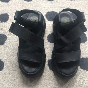 Platform sandals
